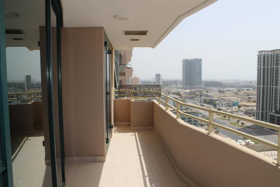 شقة في برج دي إيكس بي،شارع الشيخ زايد 2 غرف 85000 درهم - 6003910