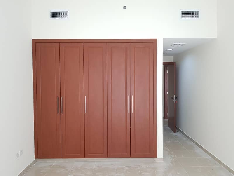 شقة في النهدة (دبي) 2 غرف 56000 درهم - 4592315