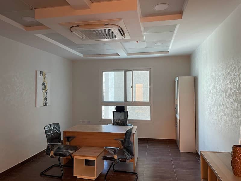 Офис в Аль Маджаз，Аль Маджаз 3, 110000 AED - 5685135