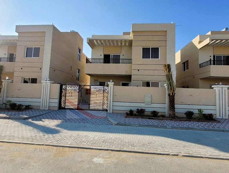 Вилла в Аль Алиа, 4 cпальни, 1350000 AED - 5969110