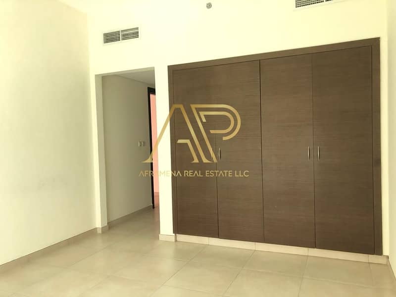 AMAZING 1 BEDROOM FAMILY APARTMENT IN MUHAISNAH 4