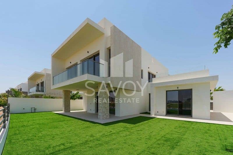 Golf Course View | Huge Layout | Corner Villa