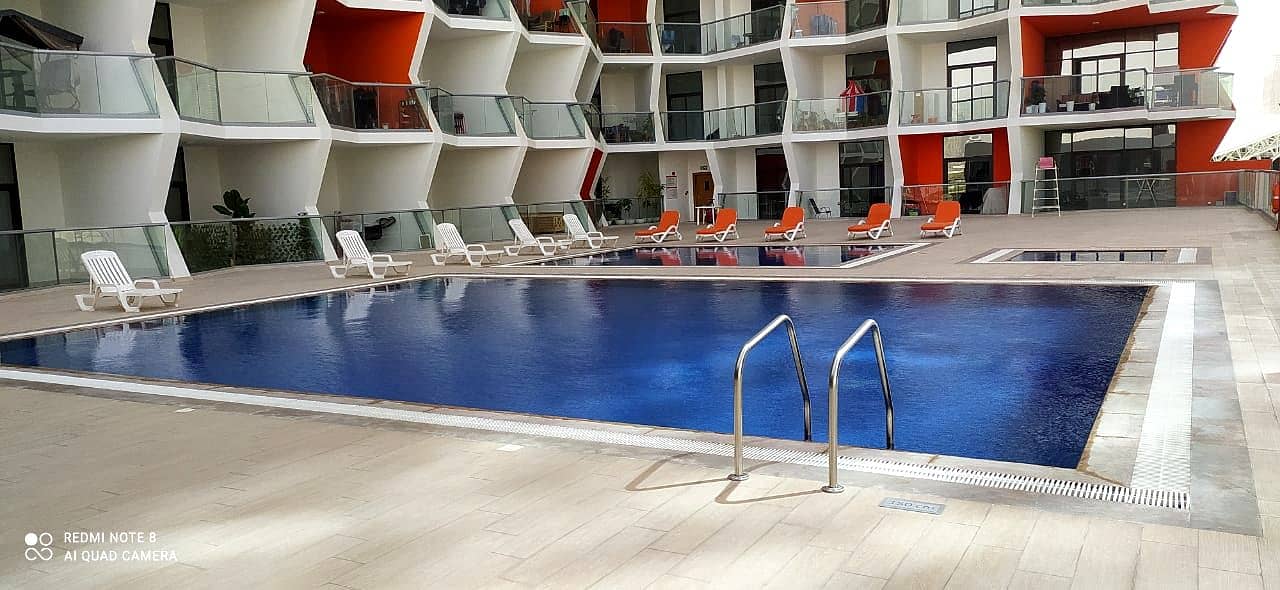 غرفة نوم واحدة للبيع في بن غاطي ستارز مع أكبر شرفة تطل على حمام السباحة
