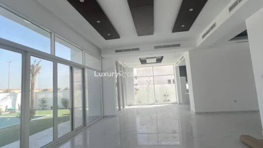 6 Bedroom Villa for Sale in Jumeirah Park, Dubai - Custom Villa | Private Pool | Family Home