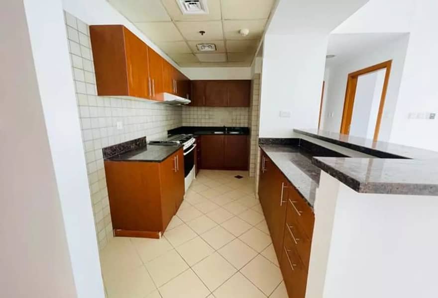 Квартира в Комплекс Дубай Резиденс，Скайкортс Тауэрс, 2 cпальни, 460000 AED - 5709017