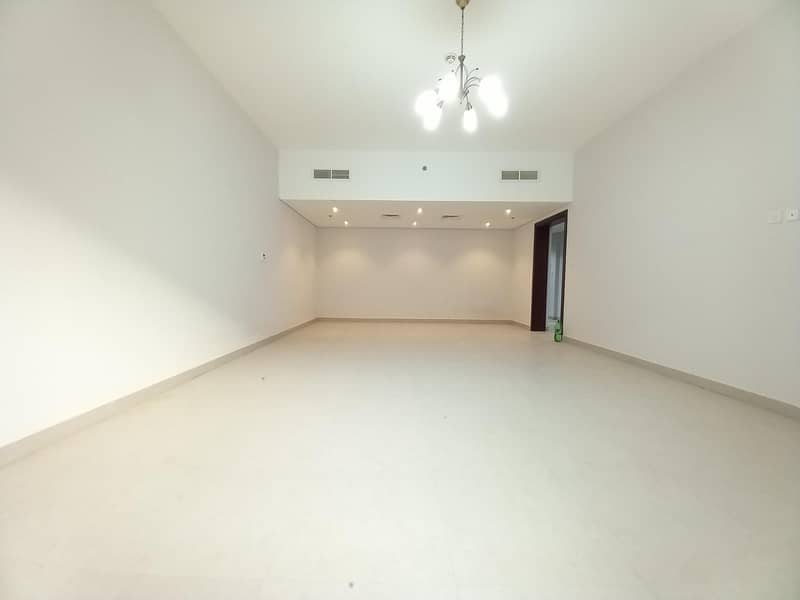 شقة في أبو هيل ديرة 2 غرف 62000 درهم - 6037612