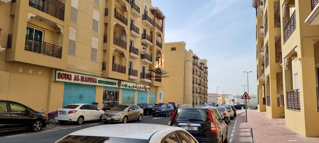 LARGE SIZE 01 BHK WITH 02 BALCONY FOR RENT IN EMIRATES CLUSTER EMR-03