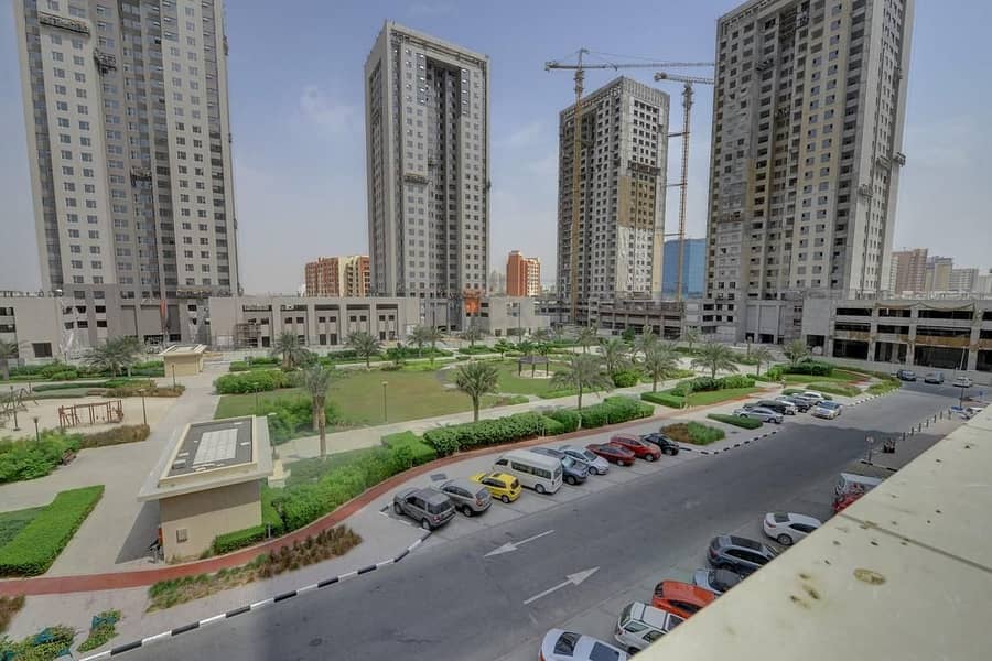 شقة في واحة دبي للسيليكون 3 غرف 112000 درهم - 3536145
