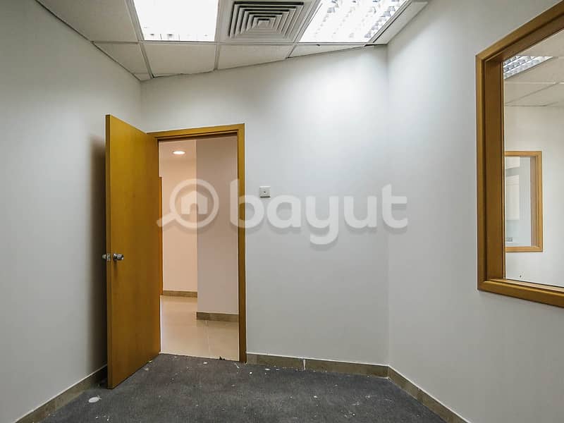 16 Spacious Commerical Office Directly from Landlord with 1 Month Rent free