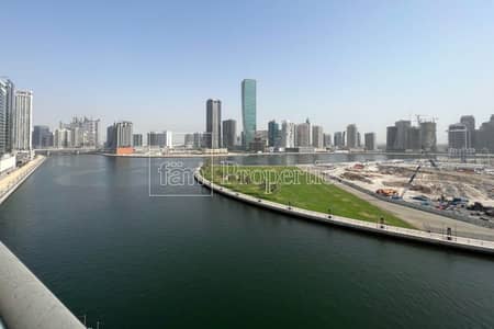 شقة 3 غرف نوم للبيع في الخليج التجاري، دبي - شقة في داماك ميزون بايز إيدج الخليج التجاري 3 غرف 2197888 درهم - 5712726