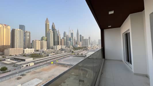 Brand new 2bhk rent only 75k fully sheikh zayed road view