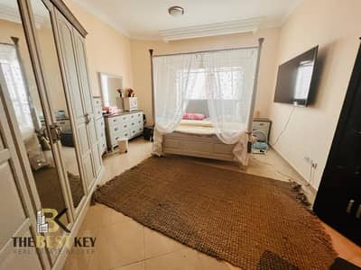 3 Bedroom Flat for Sale in Sheikh Maktoum Bin Rashid Street, Ajman - 3 bd Spacious apartment| Furnished| Motivated Seller