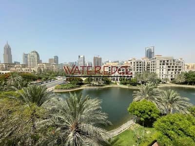 Ready to move Studio with canal view