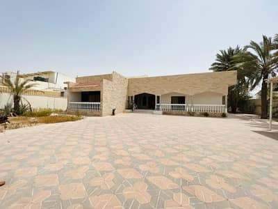 5 Bedroom Villa for Rent in Turrfa, Sharjah - ^^^ LUXURY 5 BEDROOM VILLA IS AVAILABLE FOR RENT IN AL TURRFA SHARJAH ONLY IN 130,000 YEARLY ^^^