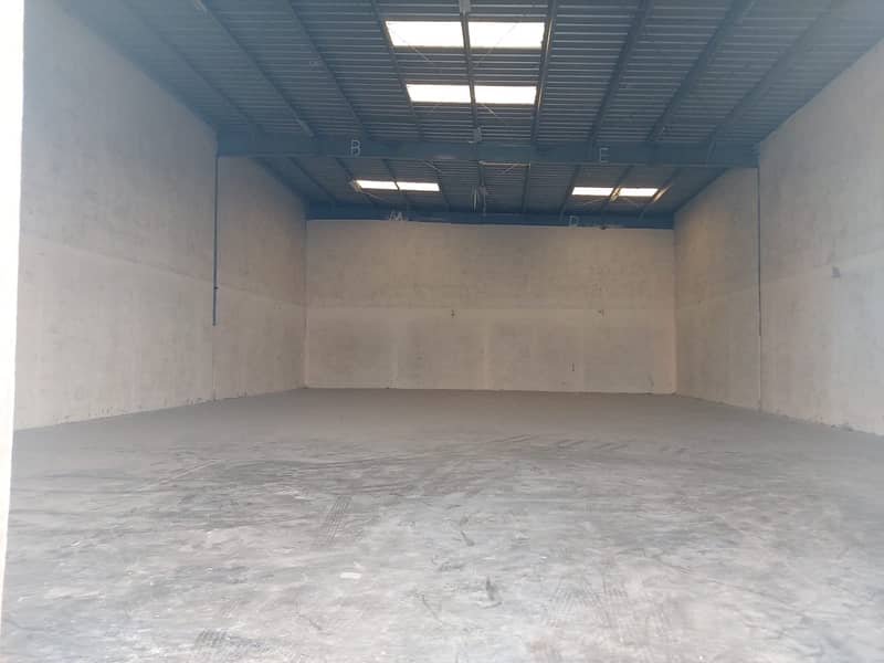 45 Kw power warehouse for immediate rent !!