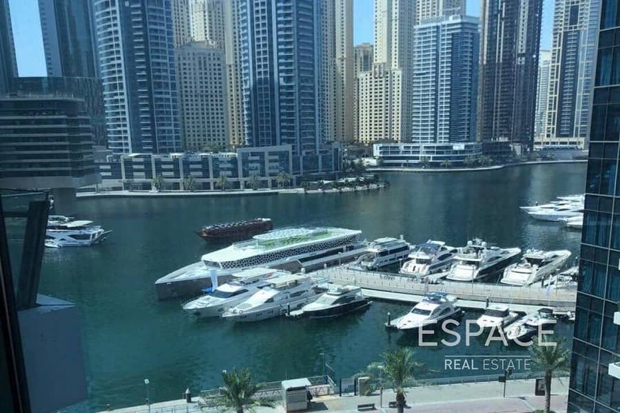 Amazing 1 Bed and Marina View in Silverene