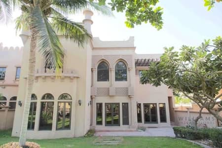4 Bedroom Townhouse for Sale in Palm Jumeirah, Dubai - Inside Gate | Vacant On Transfer | 4 Bed