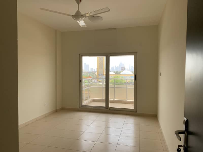 A Cost effective 3Br Apartments in Dubai Karama, Central Location KARAMA , ONLY FOR FAMILY Aliya building locate