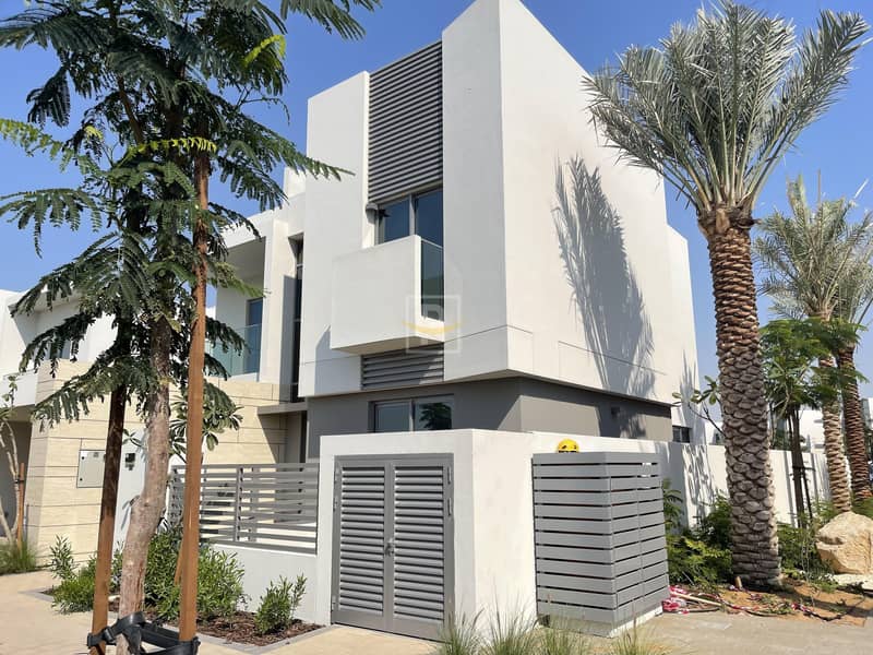 Вилла в Мувайле，Аль Захия, 4 cпальни, 220000 AED - 5688795