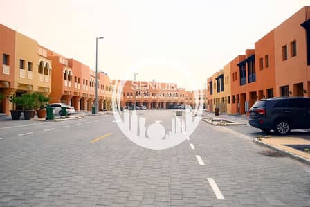 Corner Lot! Amazing 2 BR Villa for Sale! Corner Lot! Amazing 2 BR Villa for Sale!