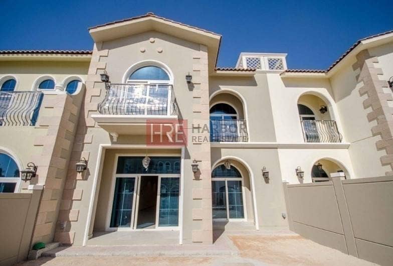 Brand New 3BR Villa Park Facing the Park next to The Community Gym & Pool