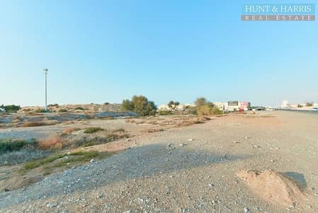 Plot for Sale in Seih Al Harf, Ras Al Khaimah - Proximity to Airport | RAK Port 18 Minutes | Ring road near