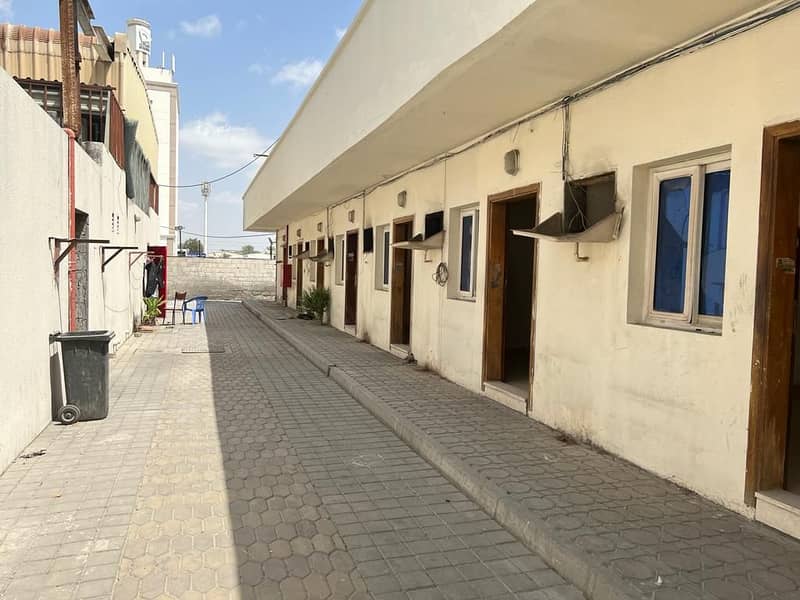50 rooms Labour Camp TOLET in Industrial area 2. .