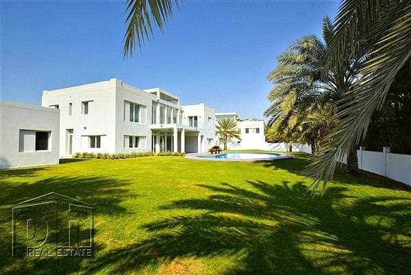 Upgraded Modern Villa on Large Plot Upgraded Modern Villa on Large Plot