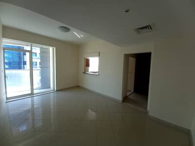 1 Bedroom Apartment for Rent in Dubai Sports City, Dubai - nice view no separate chiller   1 bedroom with balcony close kitchen full lake view in 01 to 06 cheques