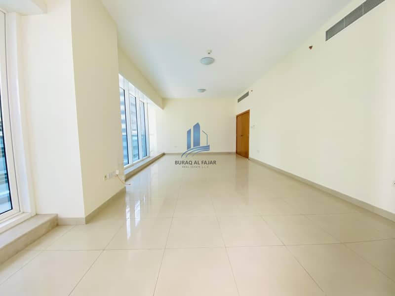 Breath taking | 2 Bedroom l Chiller Free l Stunning View of Burj Khalifa and Sea View