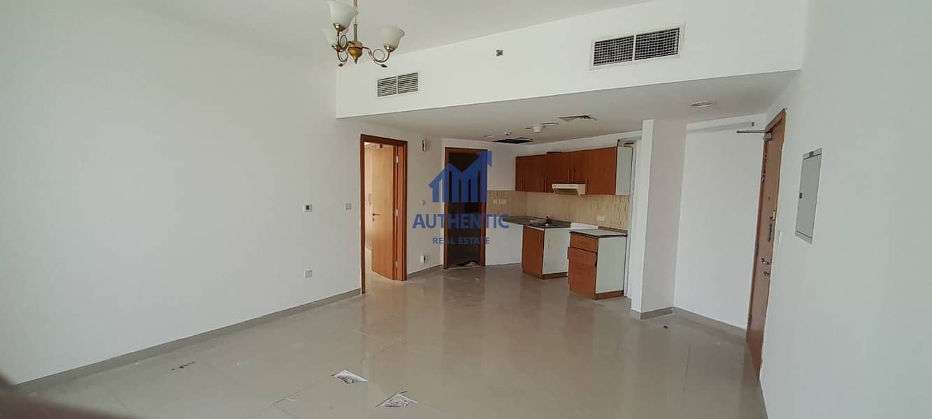 شقة في ليك سايد،مدينة دبي للإنتاج 1 غرفة 32000 درهم - 5987430