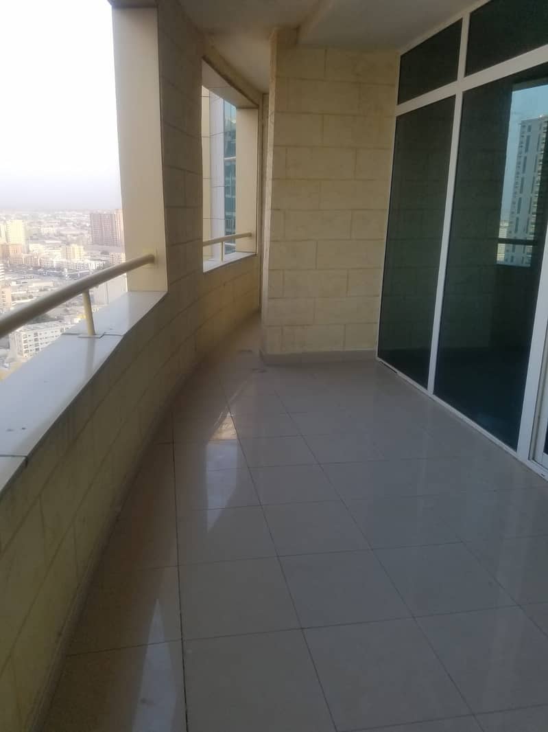 Full Sea View 3BHK with Parking for Rent in Horizon Tower