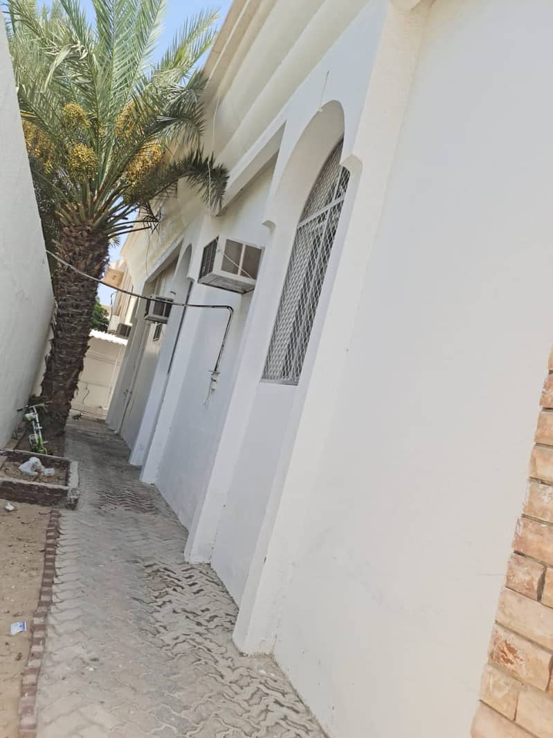 Villa for sale in Al-Nakhilat