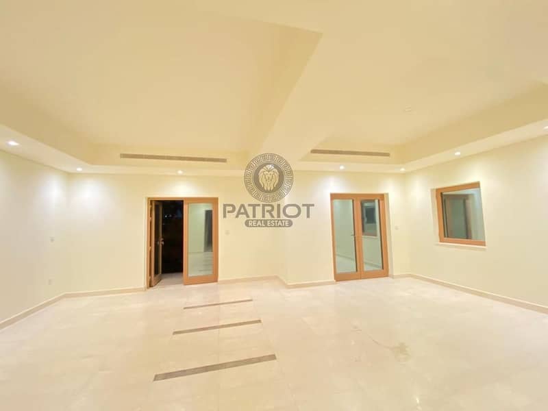 位于阿尔弗雷德街区，阿尔弗雷德别墅区，迪拜风格别墅 3 卧室的联排别墅 159999 AED - 6016775