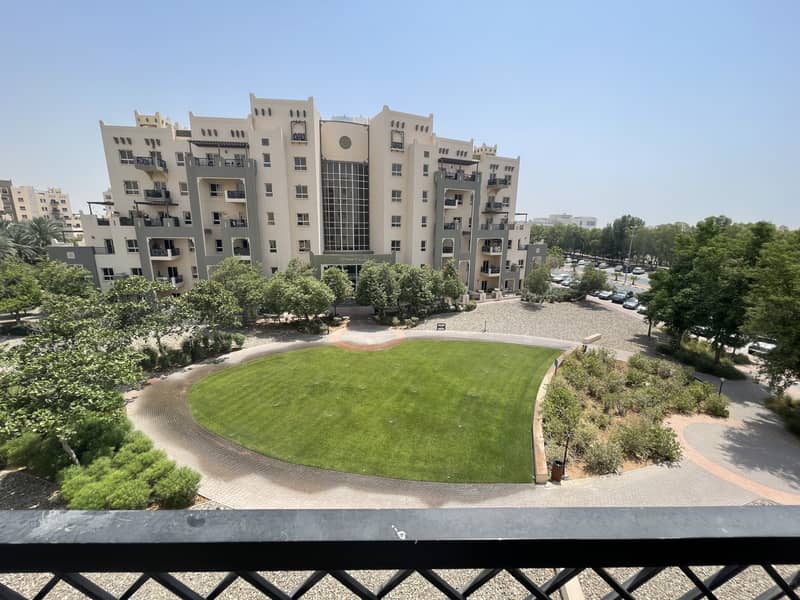 2 BR Apartment with Garden view
