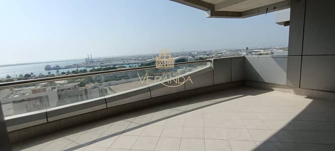 4 Bedroom Apartment for Rent in Tourist Club Area (TCA), Abu Dhabi - Massive+Sea View! 4BR with Maid/Store/Balcony/Laundry Room