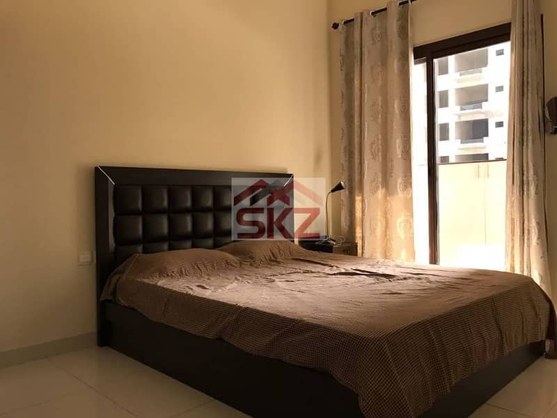 COZY 1 BHK in Elite Fully Furnished For Rent With Full Community View  Ready To Move In. 