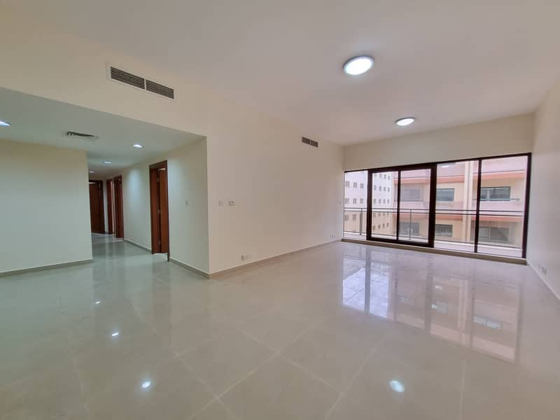 No Commission ! Very spacious 3BHK with Maid's room and Huge Terrace ! High Class Amenities ! Awesome Finishing
