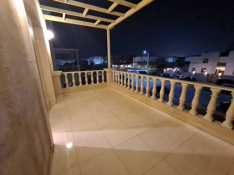 Pvt/Huge Balcony Luxury Studio Shared Pool Sep/Kitchen Proper Washroom Near Khalifa Market In KCA