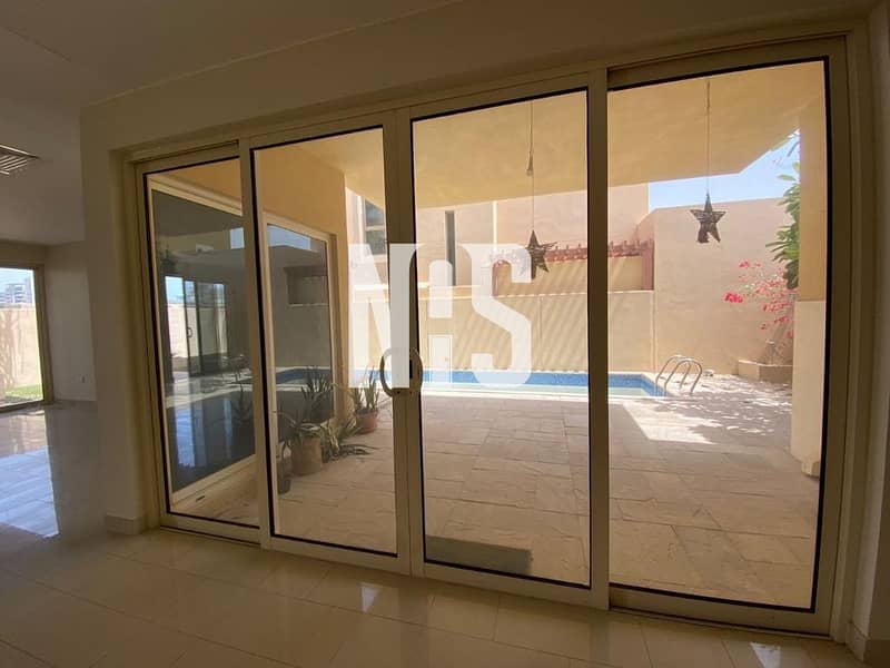 Corner Single Row 4 BR Villa ( Type A ) with Swimming Pool