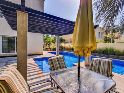 4 Bedroom Villa for Rent in The Meadows, Dubai - Upgraded 4bedroom - Private Pool - Type 4
