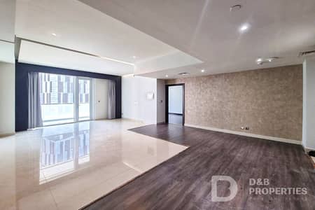 1 Bedroom Flat for Sale in Business Bay, Dubai - Big Layout | Balcony | Well Maintained