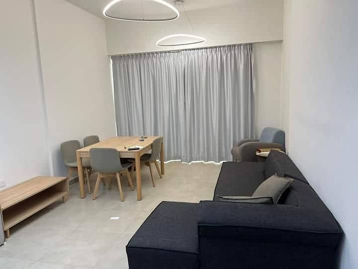 1 BEDROOM FURNISHED CHILLER FREE NEXT TO BUS STOP