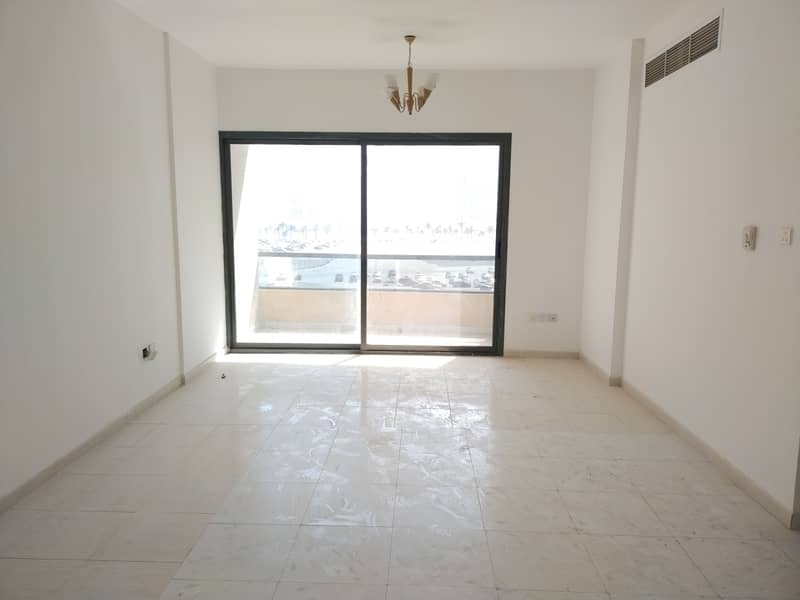 Квартира в Аль Хан, 2 cпальни, 30000 AED - 5895335