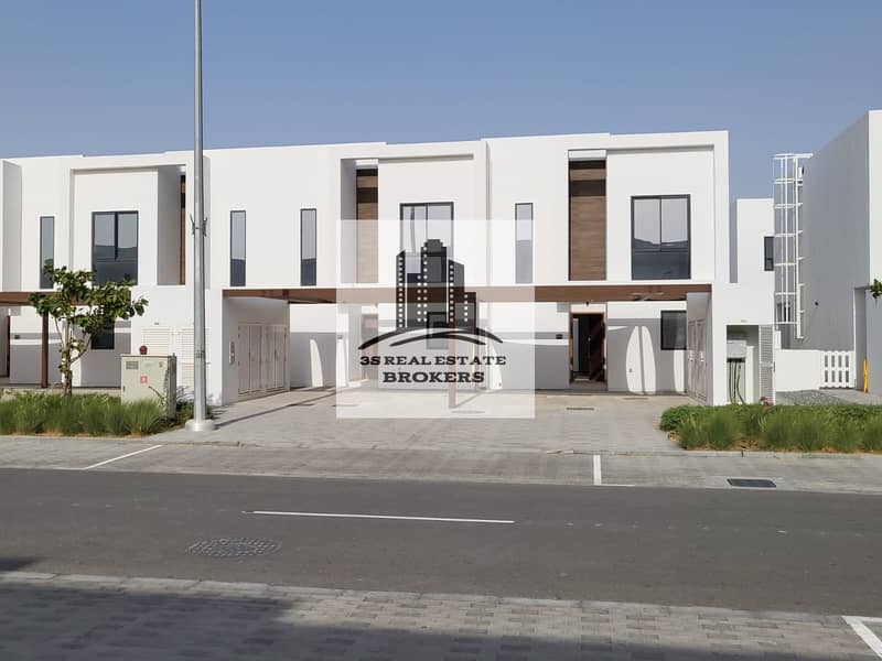 Таунхаус в Аль Гхадир, 2 cпальни, 85999 AED - 6056480