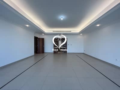شقة 3 غرف نوم للايجار في الزاهية، أبوظبي - شقة في برج الميناء الزاهية 3 غرف 120000 درهم - 5988502