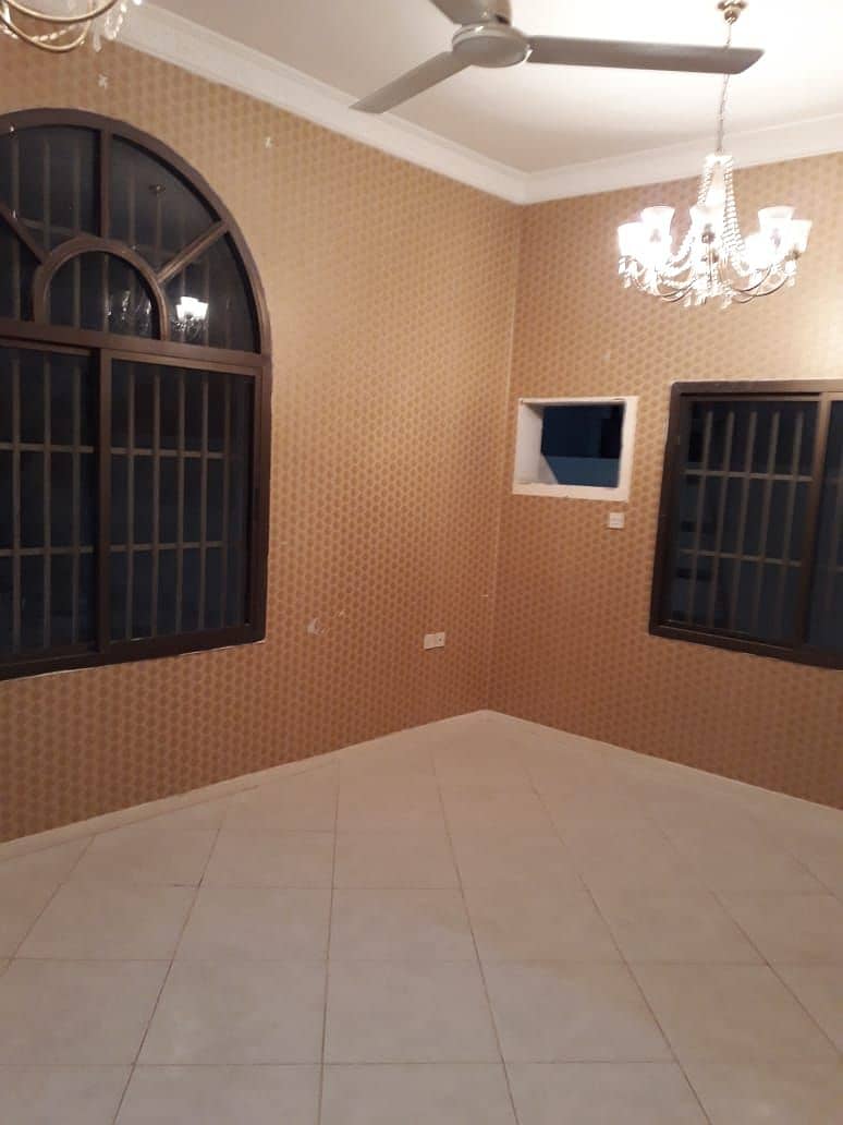 For sale an Arab house in the Emirate of Sharjah, Al Mirqab area