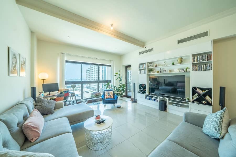 Partial Sea View | Huge layout | 2 Beds