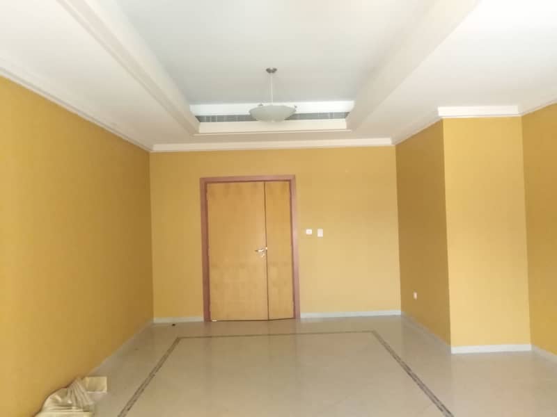 LUXURIOUS And SPACIOUS  3BHK /OPEN Hall! Maid room! 2 Parking / Near to Metro Station / in just 100k