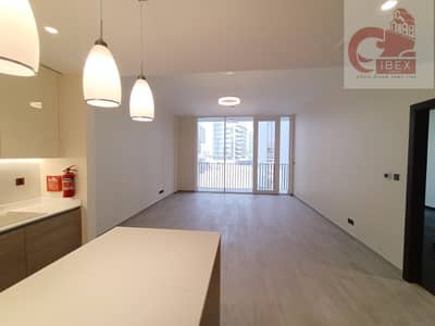 فلیٹ 1 غرفة نوم للايجار في أرجان، دبي - شقة في كيو جاردنز أرجان 1 غرف 68000 درهم - 6058995